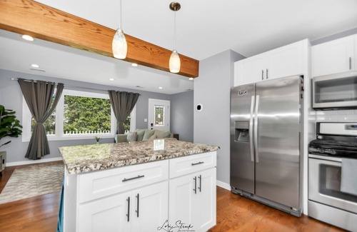 Villa Park House | Blue Oasis- cozy modern ranch near everything.