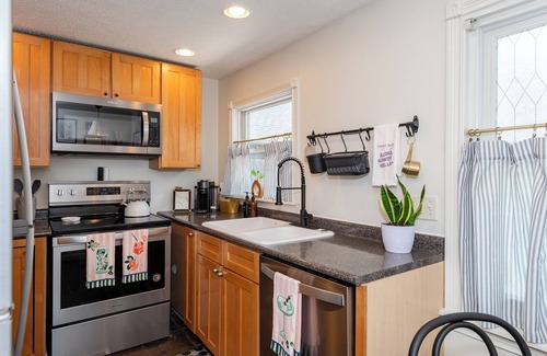 Oregon District House | Blue on Sixth - Oregon District