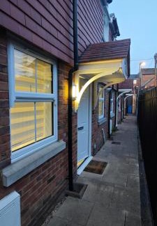 Poole House | Blue Oyster Cottages