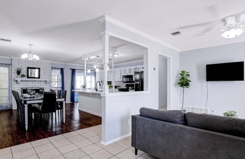 Heritage House | Blue Pool Family House