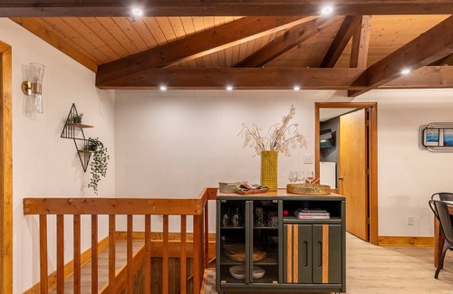 Newland Cabin | Blue Ridge Retreat at Linville Land Harbor - modern home, pet friendly