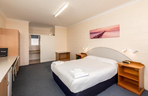 Port Lincoln Hotel | Blue Seas Motel