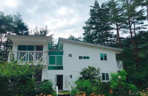 Yangyang House | Blue Sky Milky Way Pension