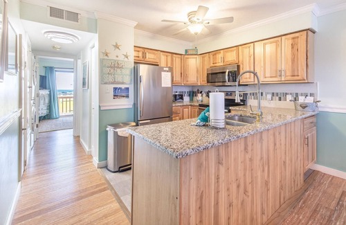 Miramar Beach House | Blue Surf 17B