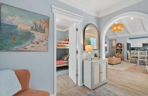 River District House | Blue Tide Bungalow