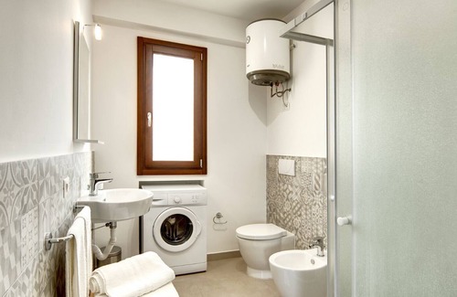 Punta Secca Apartment | Blue two-room apartment