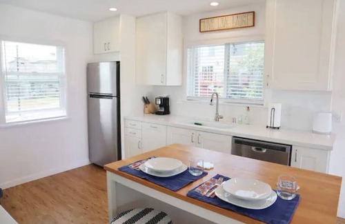 Point Loma Heights House | Blue Whale Beach House!