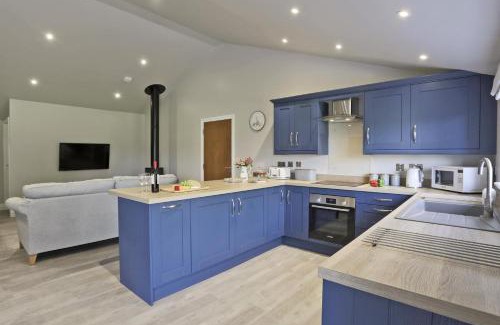 Beccles House | Bluebell Cottage