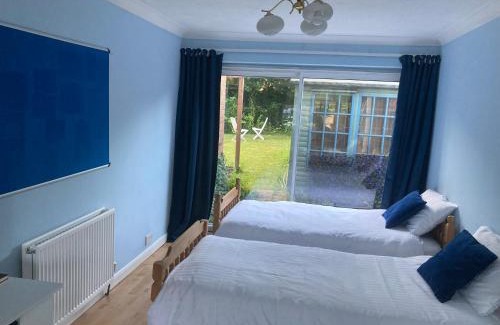 Bray on Thames House | Bluebelle