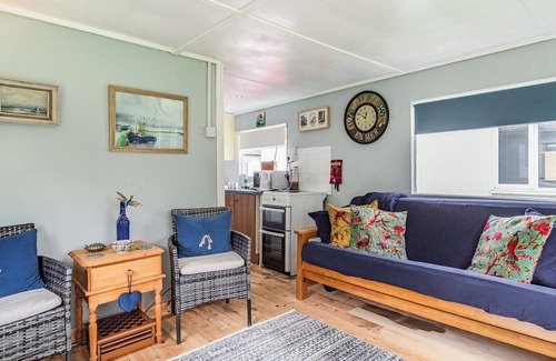 Mundesley Cottage | Bluebird Chalet - UK38524