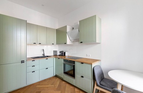 Thurygrund Apartment | Blueground | Alsergrund, w/d, nr Freud