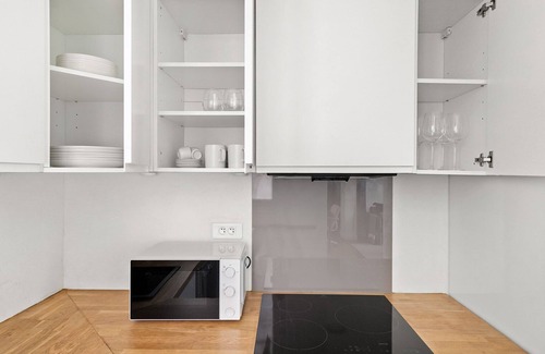 Quartier de la Roquette Apartment | Blueground | Bastille, nr foodie street