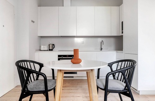 Benfica Apartment | Blueground | Benfica, move-in-ready w/furniture