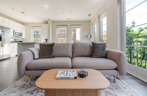 Bethesda Apartment | Blueground | Bethesda, fitness center, nr Cabin John Park