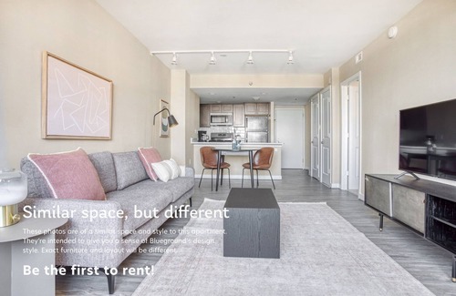 Court House Apartment | Blueground | Clarendon, pool, nr Arlington Park