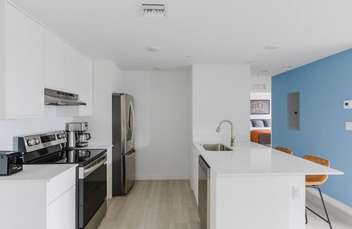 Highland Garden Apartment | Blueground | Hollywood, pool & w/d, nr beach