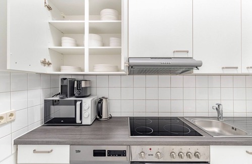 Stuwerviertel Apartment | Blueground | Leopoldstadt, view, nr Danube Canal