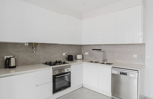 Santa Isabel Apartment | Blueground | Oeiras, AC & w/d, nr museums