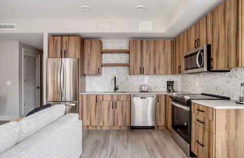 North Capitol Street Apartment | Blueground | Sursum Corda, rooftop, nr National Mall