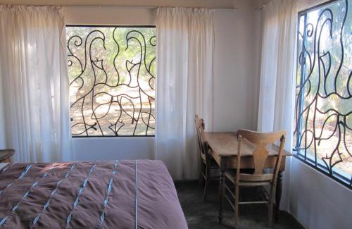 Smithfield House | Bluegum Cottage B&B and Self Catering