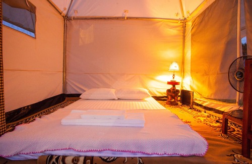 Phibun Mangsahan Hotel | Bluemoon Riverside Resort