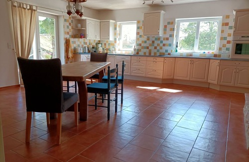 Lauzun House | Bluemoon Superb country gîte with swimming pool, Périgord, south Dordogne,