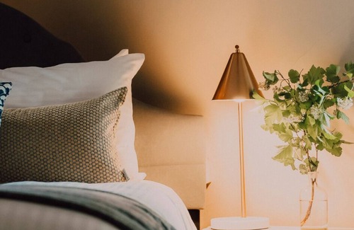 Lunenburg Hotel | Bluenose Lodge