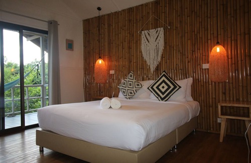 Haad Pleayleam Hotel | Bluerama Resort