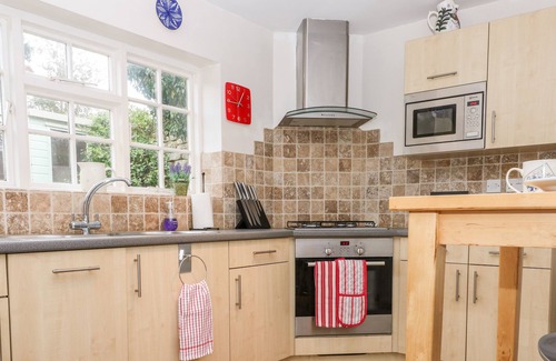 Broadway Cottage | Blundell's Cottage