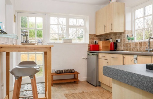 Broadway Cottage | Blundell's Cottage