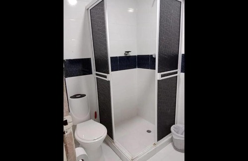 Marbella Cabin | Bm-6 room near the sea with air conditioning and WIFI