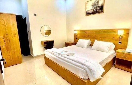 Gulshan-E-Jamal Bed & Breakfast | BNB Royal Galaxy Hotel