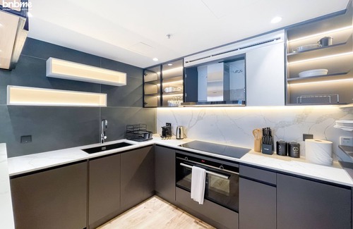 Dubai Marina Apartment | bnbme | Al Murjan Tower | 2 BDR
