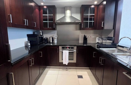 Downtown Dubai Apartment | bnbme | Downtown Dubai Pool View Apartment | Walk to Burj