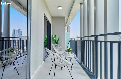 Downtown Dubai Apartment | bnbme | Luxury Stay in Business Bay near Dubai Mall