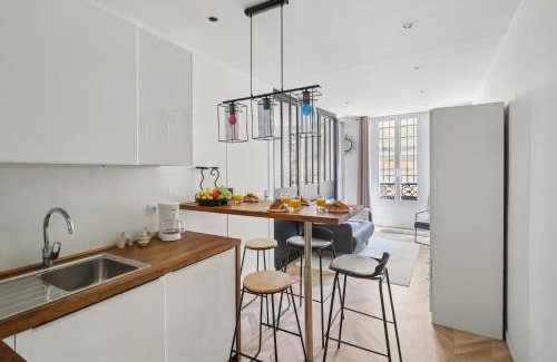 Bonne-Nouvelle Apartment | BnBNova - 1BR - Louvre & Palais Royal & Montorgueil