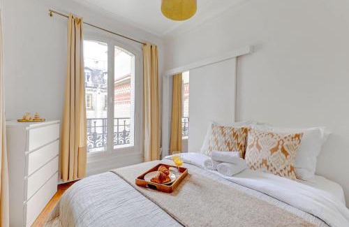 Strasbourg -Saint-Denis Apartment | BnBNova - Stylish 1BR Steps from Le Marais & Montorgueil