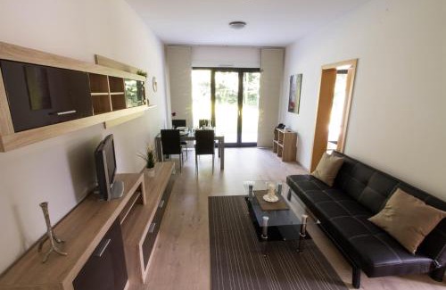 Baar-Ebenhausen Apartment | Boardinghouse-Ebenhausen