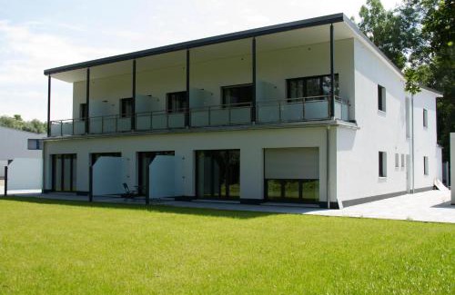 Baar-Ebenhausen Apartment | Boardinghouse-Ebenhausen