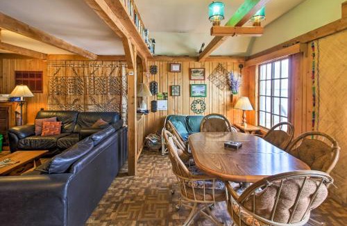 International Falls House | Boat Dock and Beach Charming Stop Island Cabin