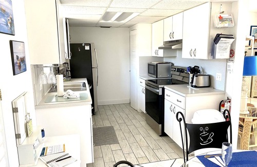 Venetian Shores House | Boat, Fish, Swim from Your Own 70' Dock!