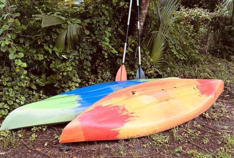 Crystal River House | Boat Parking Retreat near Kings Bay