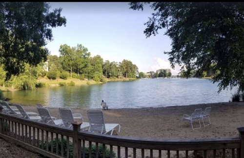 Salem Condo | Boat Rental | Lake Keowee | Private Balcony | Sand Beach | Mtns| Pool | Golf