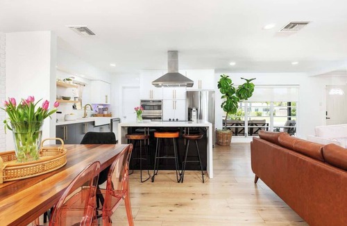 East Boca Raton Villa | Boca Family Fun & Charm - Villa Near Downtown & Beach