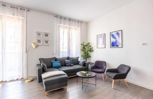 Porta Lodovica Apartment | Bocconi's Nest - Close to Duomo with terrace