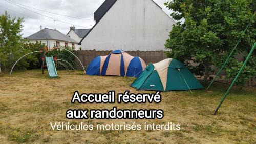 Treguier Bed & Breakfast | Bod e ti Faned, jardin d'hôtes réservé aux randonneurs sans véhicule motorisé