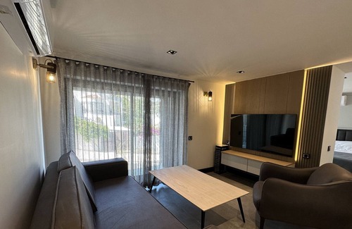 Bodrum City Center Apartment | Bodrum Bölgesinde Açık Havuz Olan Apart Daire