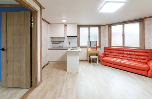 Boryeong House | Boeryeong Rainbow Oceanview Pension