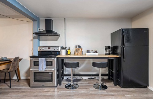 Red Deer House | Bohemian | Cozy 2-Bedroom | Ideal Family Retreat!