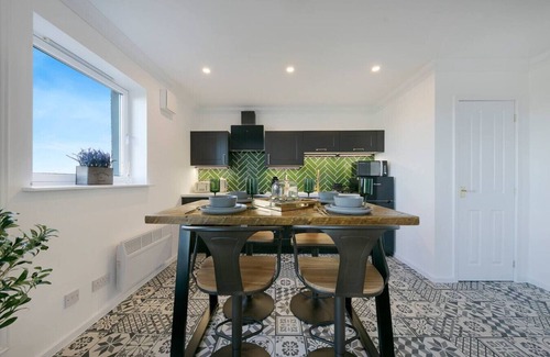 Central Aberdeen Condo | Bohemian Rhapsody | Grampian Lettings Ltd